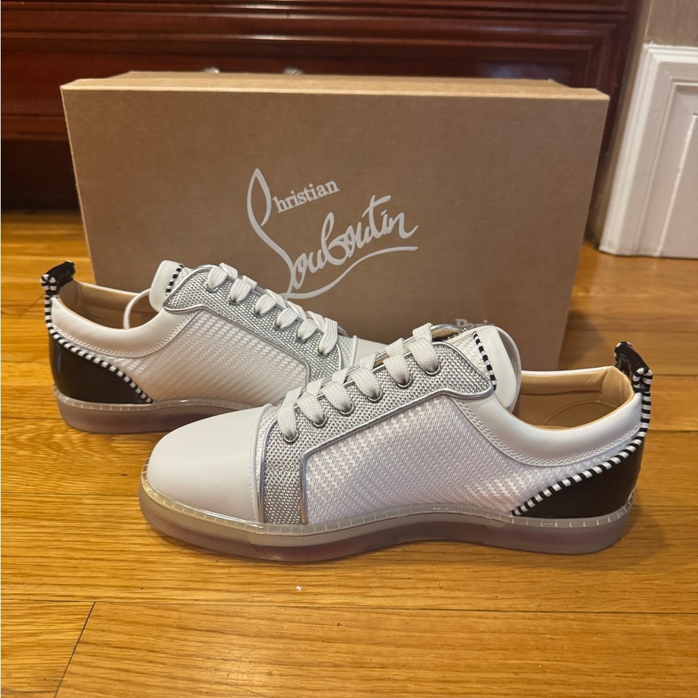 AUTHENTIC BRAND NEW CHRISTIAN LOUBOUTIN MENS WHITE SNEAKERS